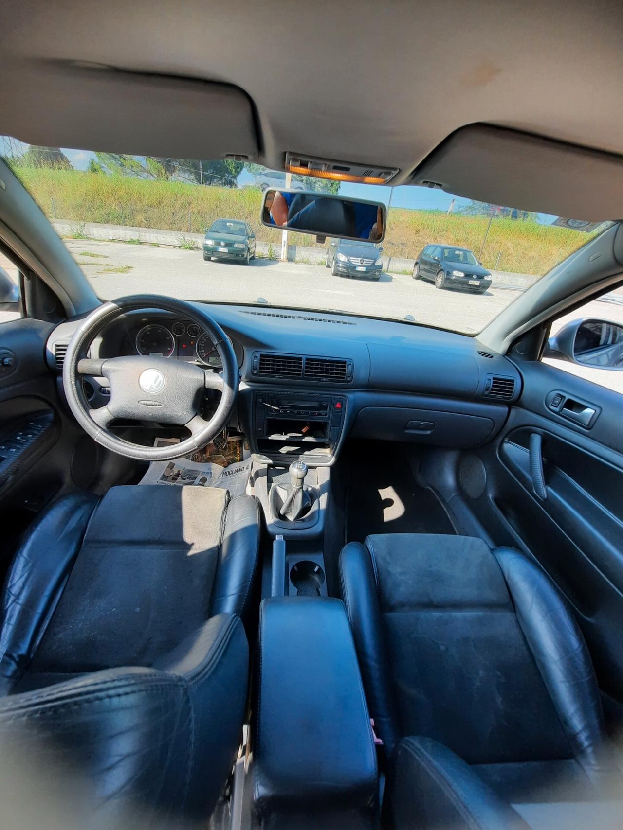 Volkswagen Passat 1.9 TDI/101 CV Var. Business
