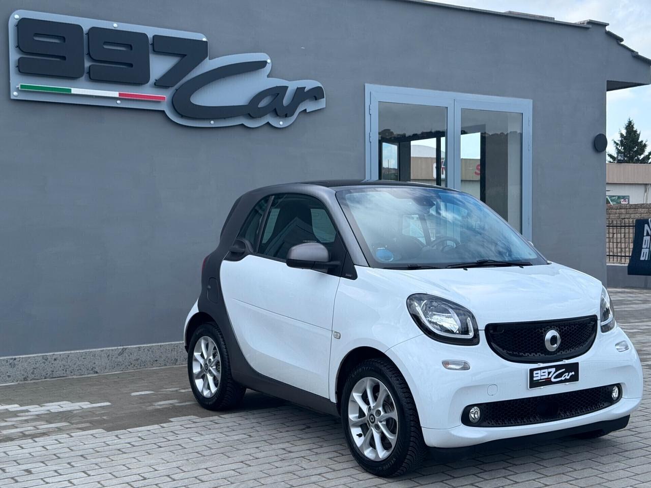 Smart ForTwo 70 1.0 twinamic Passion - OTTIME CONDIZIONI - 2019 - RADAR - AUTOMATICA - TETTO