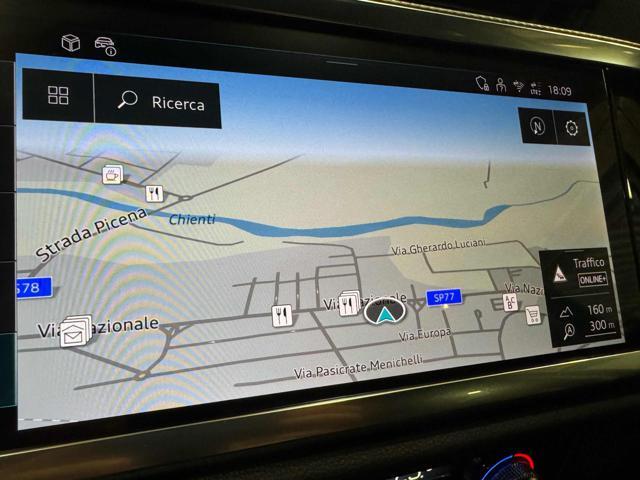 AUDI Q3 35 TDI S tronic S line Interiors