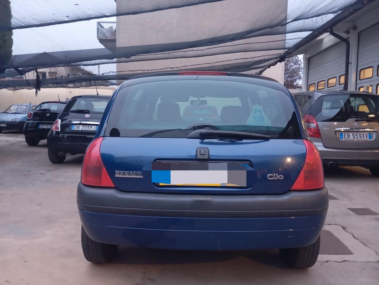 Renault Clio 1.2 cat 5 porte RT benzina