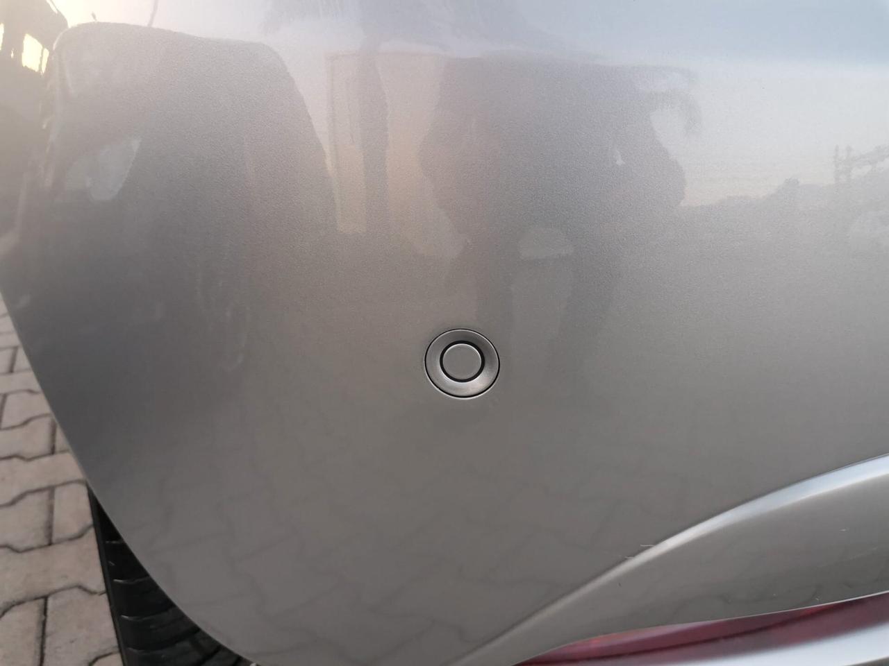 Lancia Ypsilon 1.2 69 CV 5 p. GPL Ecochic Gold