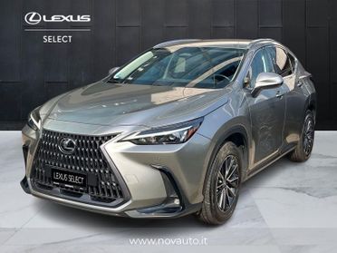 Lexus NX Hybrid Premium 4WD MY22