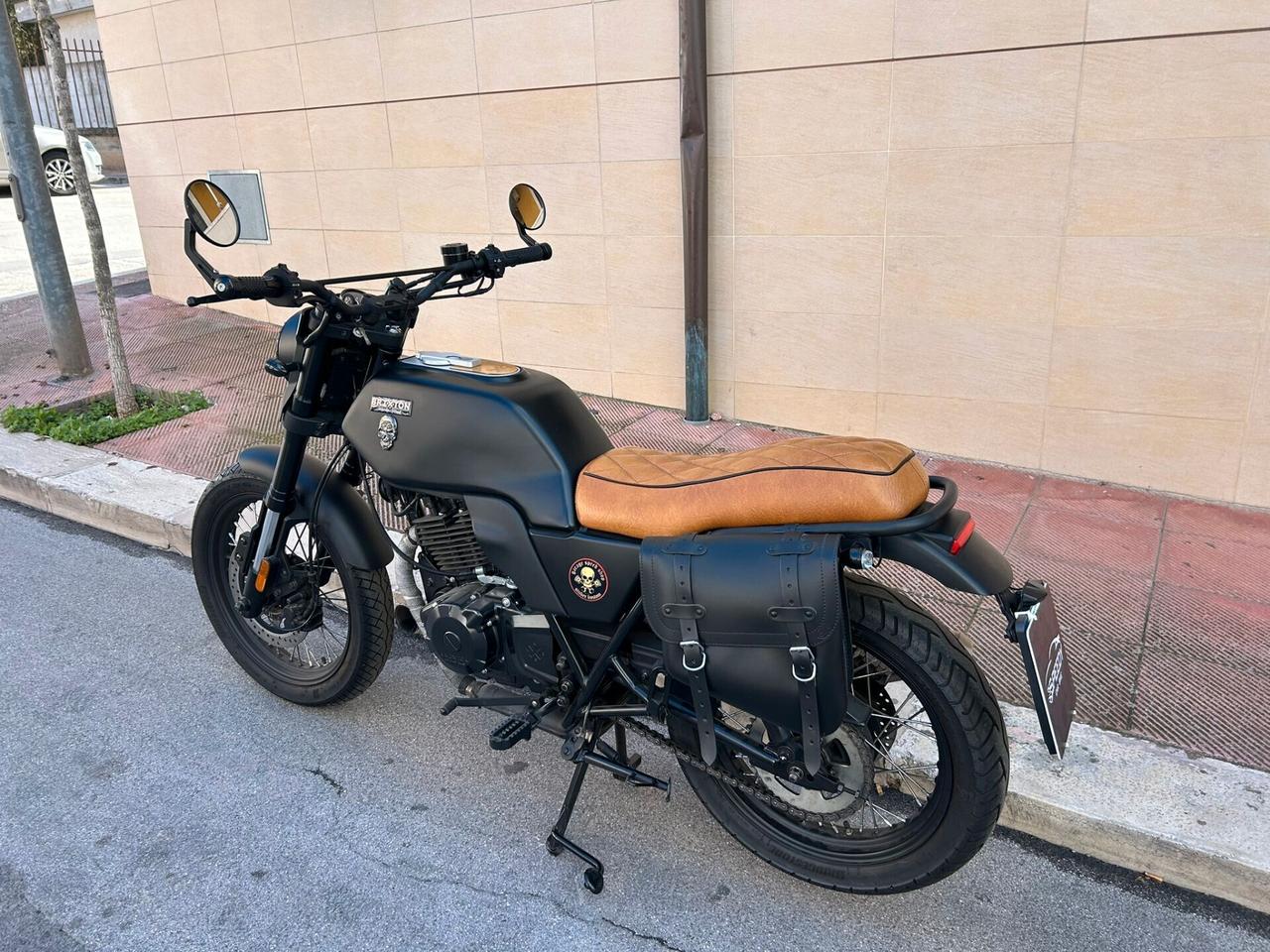 Brixton Glanville 250