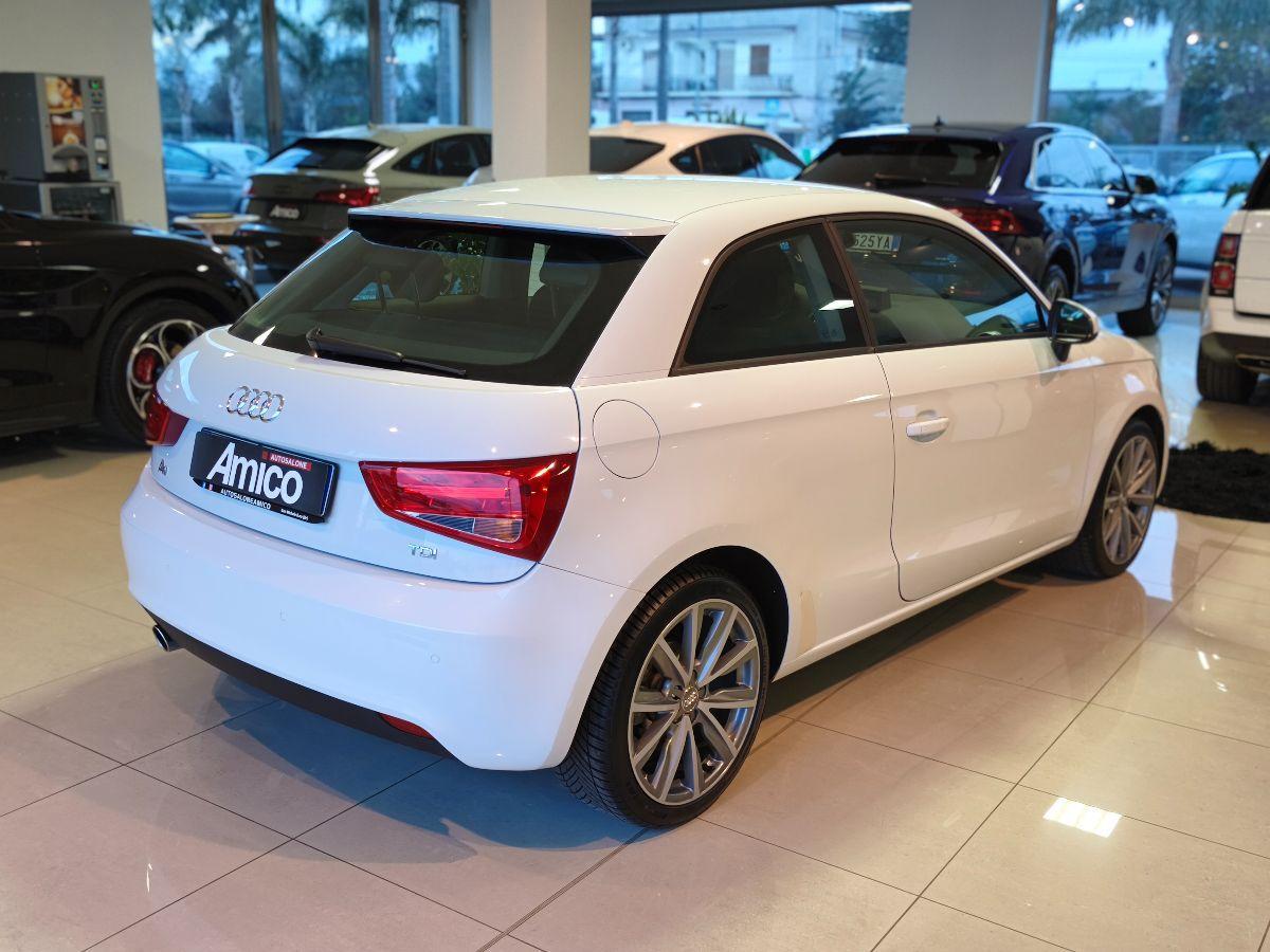 AUDI A1 1.6 TDI S-tronic Ambition Solo 30.000km