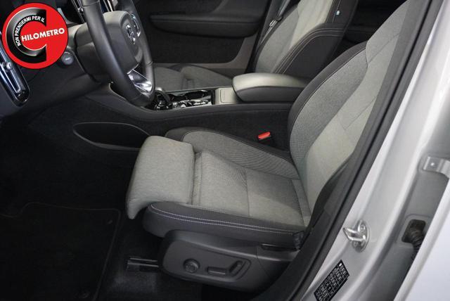 VOLVO XC40 B4 AWD automatico Plus Dark