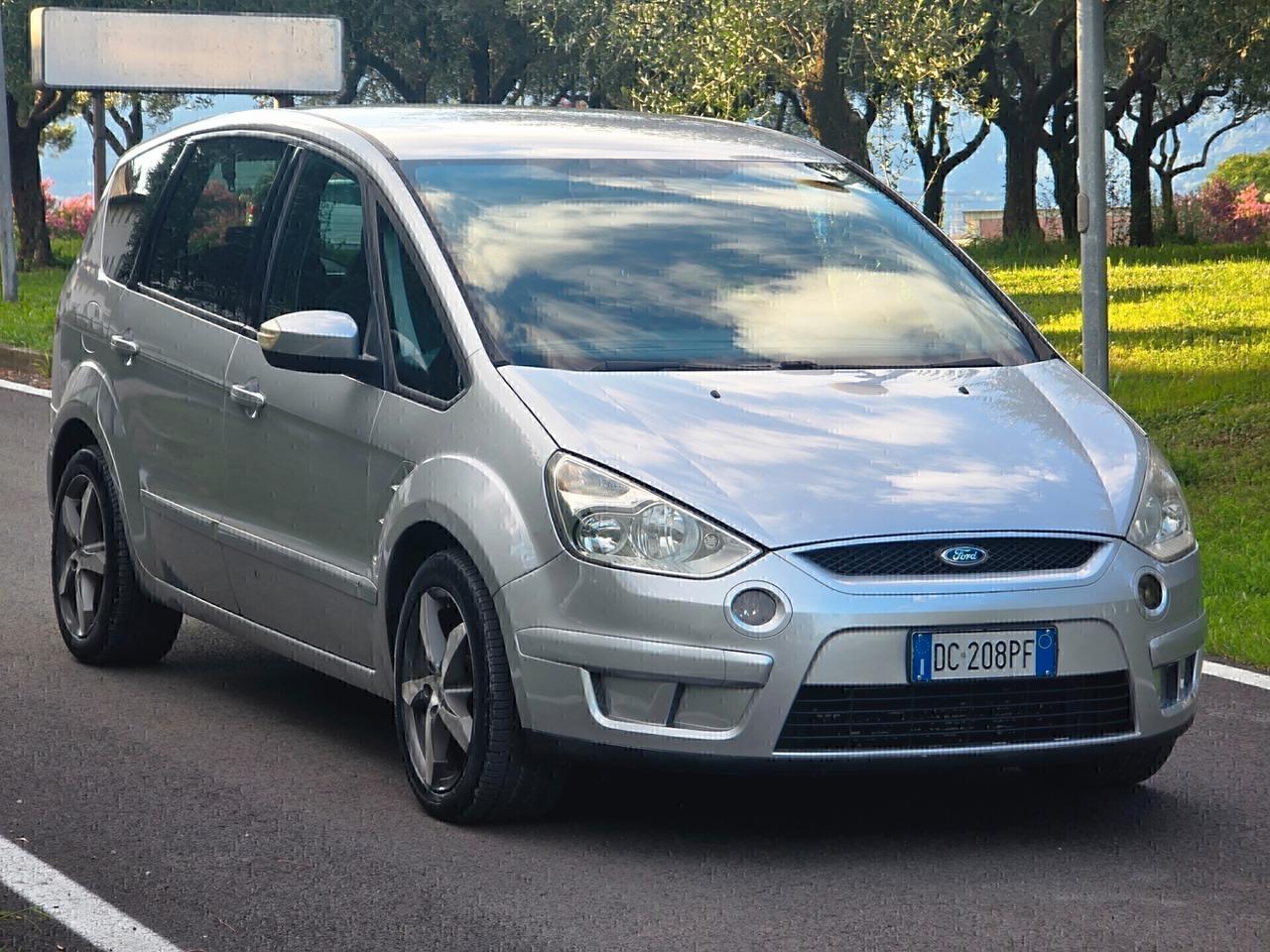 Ford S-Max 1.8 TDCi 125CV 5 posti