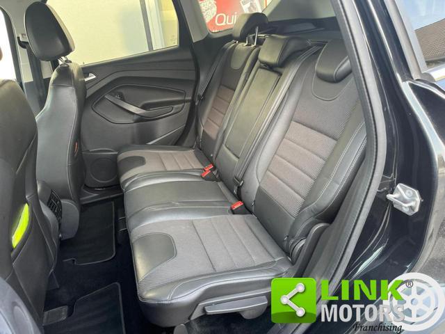 FORD Kuga 2.0 TDCI 163 CV 4WD Powershift Titanium