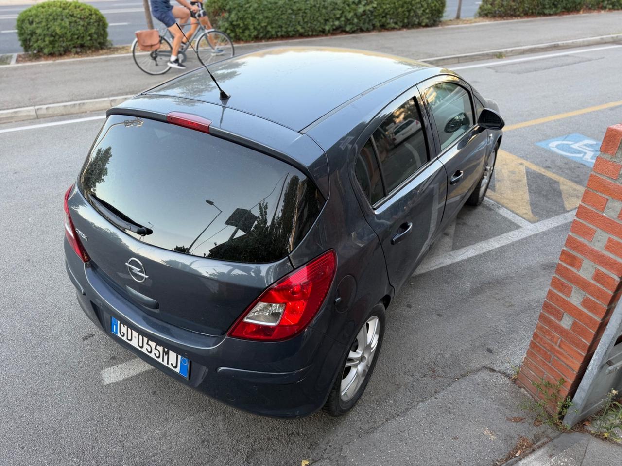 Opel Corsa 1.2 80CV 5 porte GPL-TECH Edition