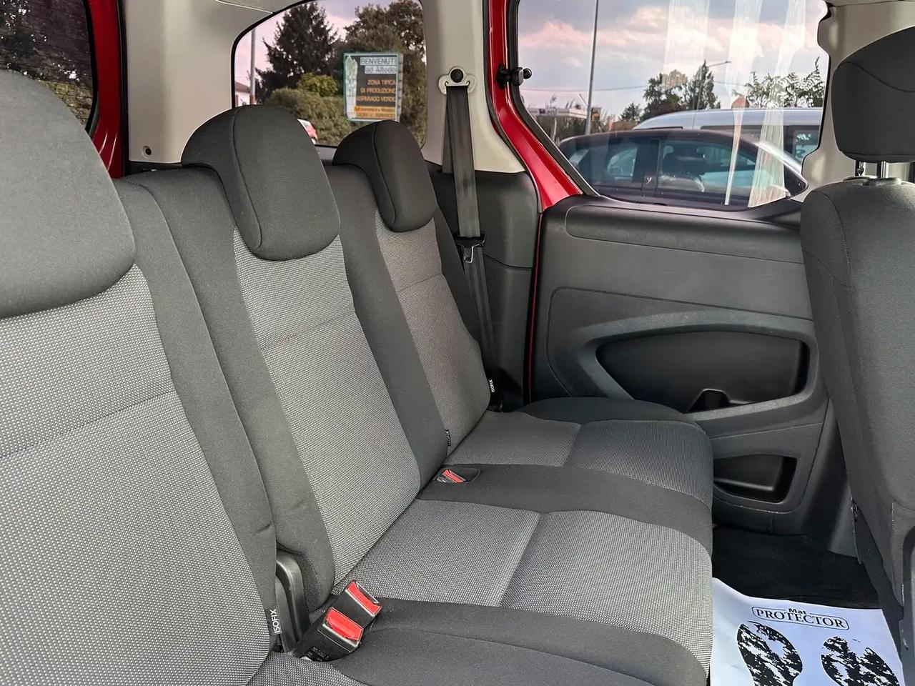 Peugeot Partner Tepee BlueHDi AUTOCARRO 5 POSTI 1.6 hdi