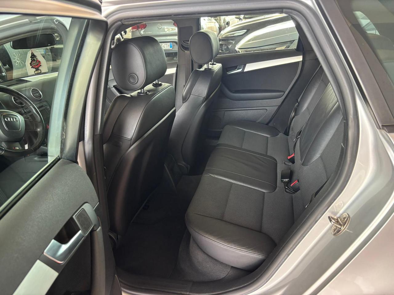 Audi A3 sportback 1.4 tfsi ambition