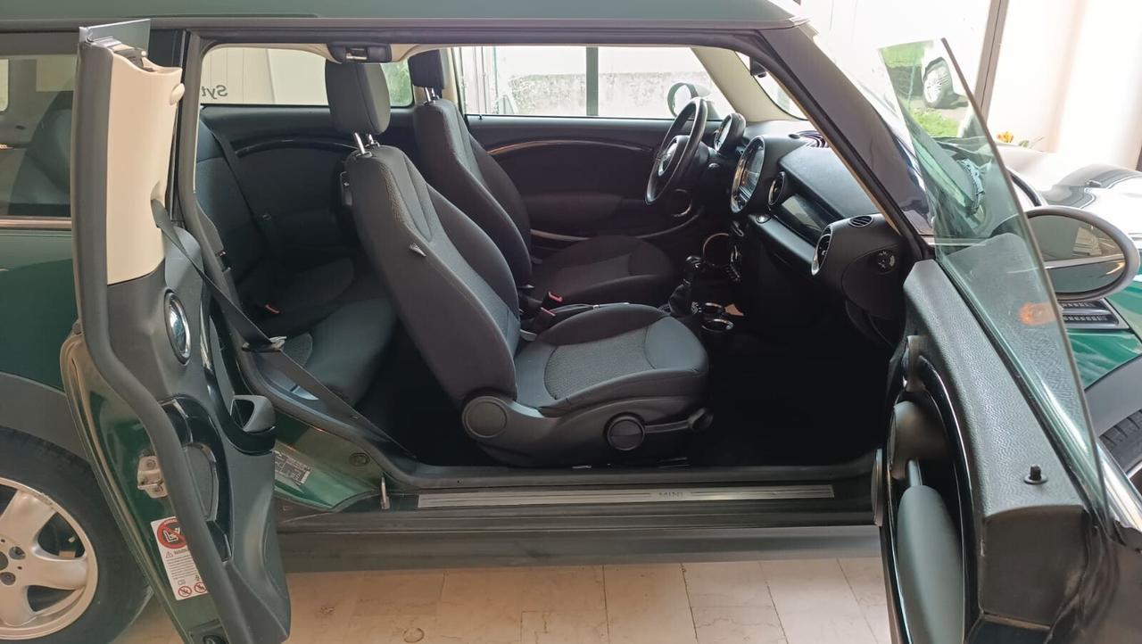Mini One Clubman 1.6 Auto. OK NEOPATENTATI