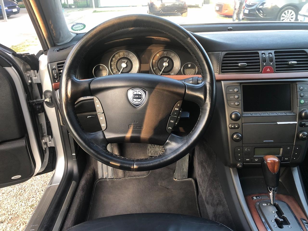 LANCIA THESIS 3.0 EXECUTIVE - KM 125000