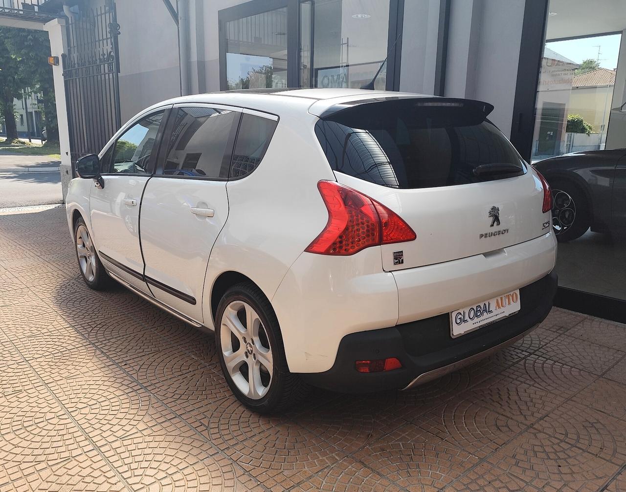 Peugeot 3008 HYbrid4 163cv 4x4