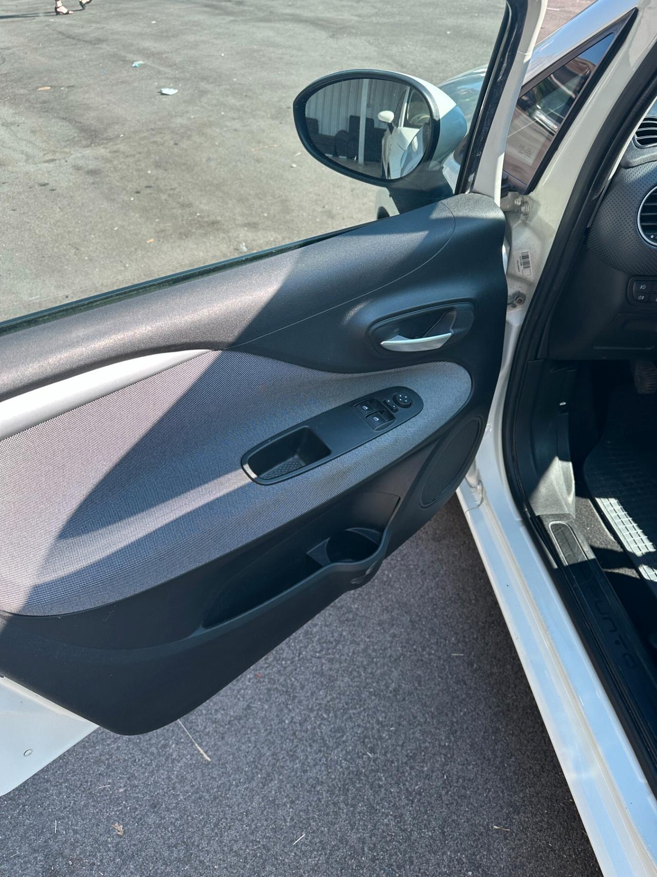 Fiat Grande Punto Grande Punto 1.4 5 porte Active Natural Power