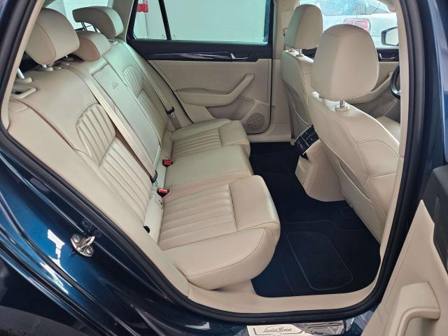 Skoda Superb Superb Wagon 2.0 tdi Laurin 4x4