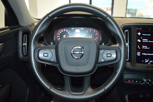 VOLVO XC40 T2 automatico Essential