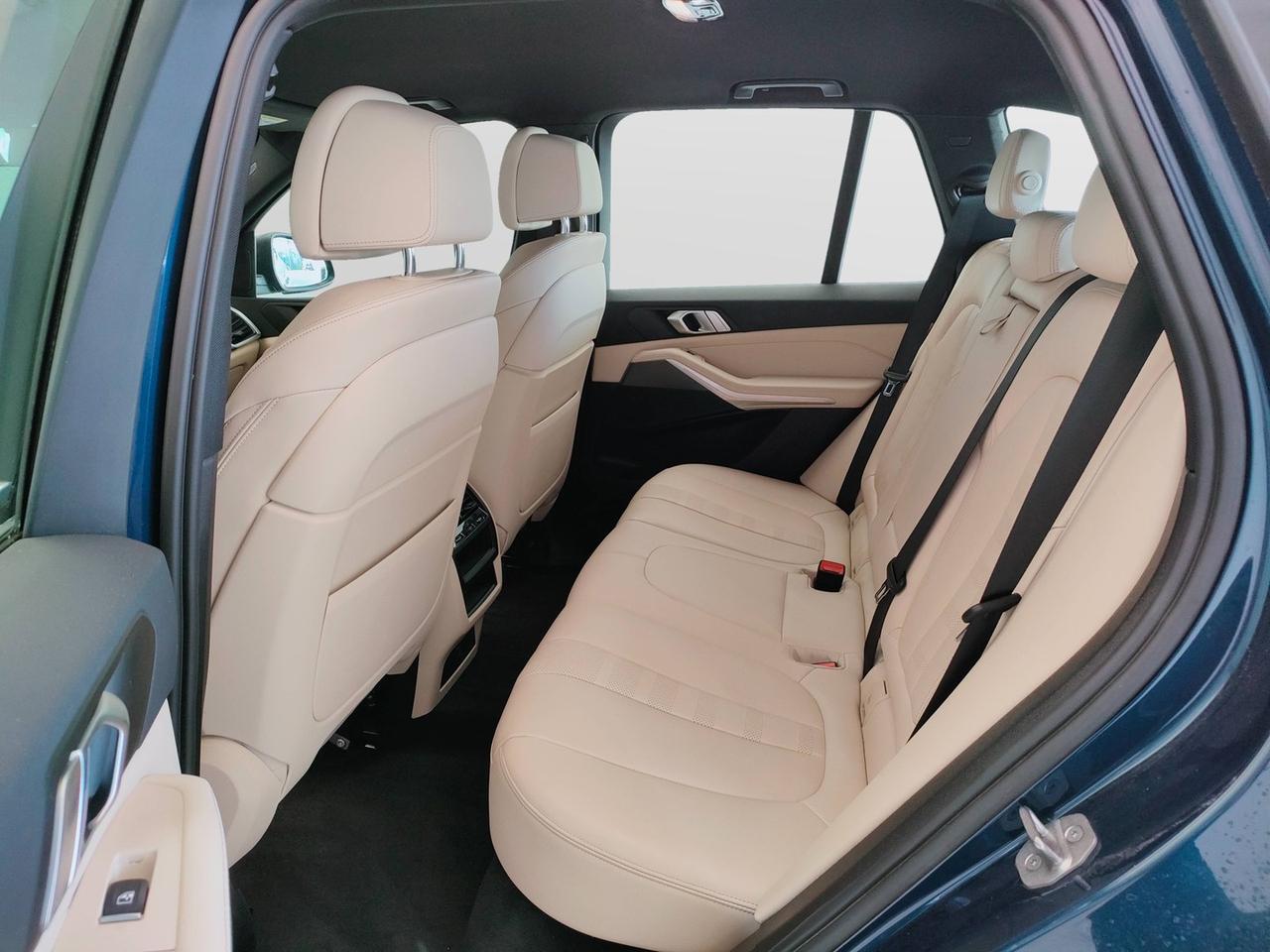 BMW X5 G05 2018 - X5 xdrive25d Business auto