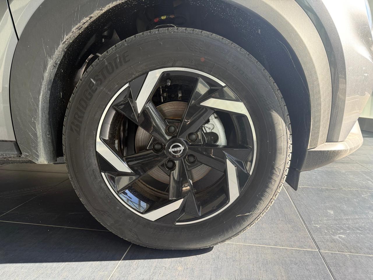 Nissan Juke 1.0 dig-t acenta 114cv