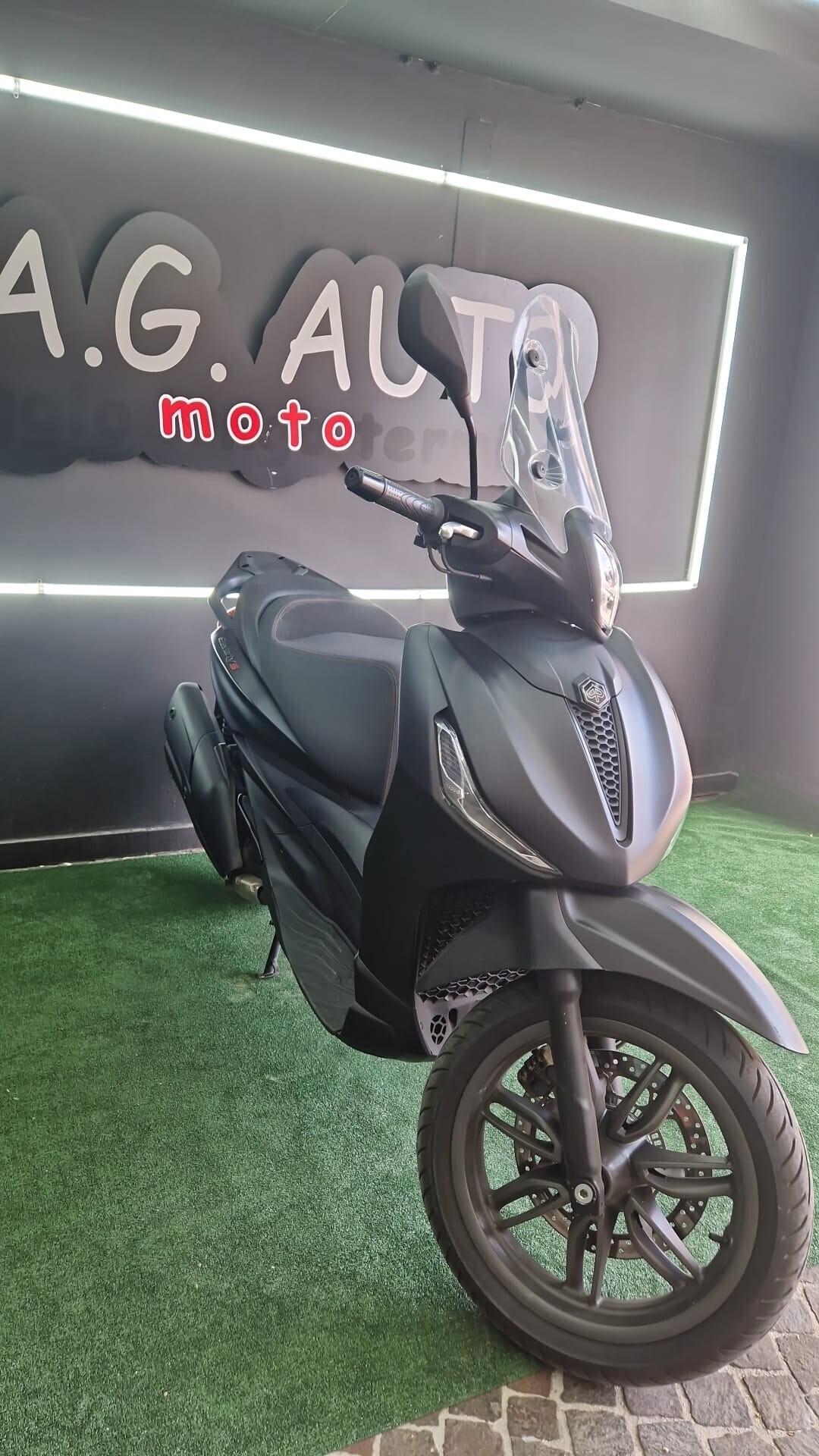 Piaggio Beverly 400