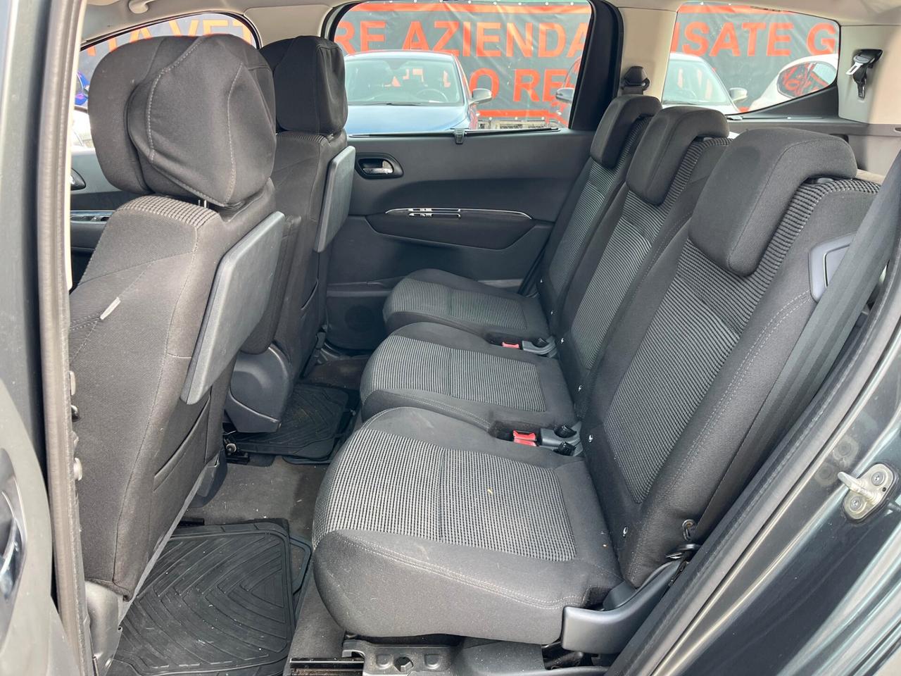 Peugeot 5008 1.6 VTi 120CV Premium - GPL brc