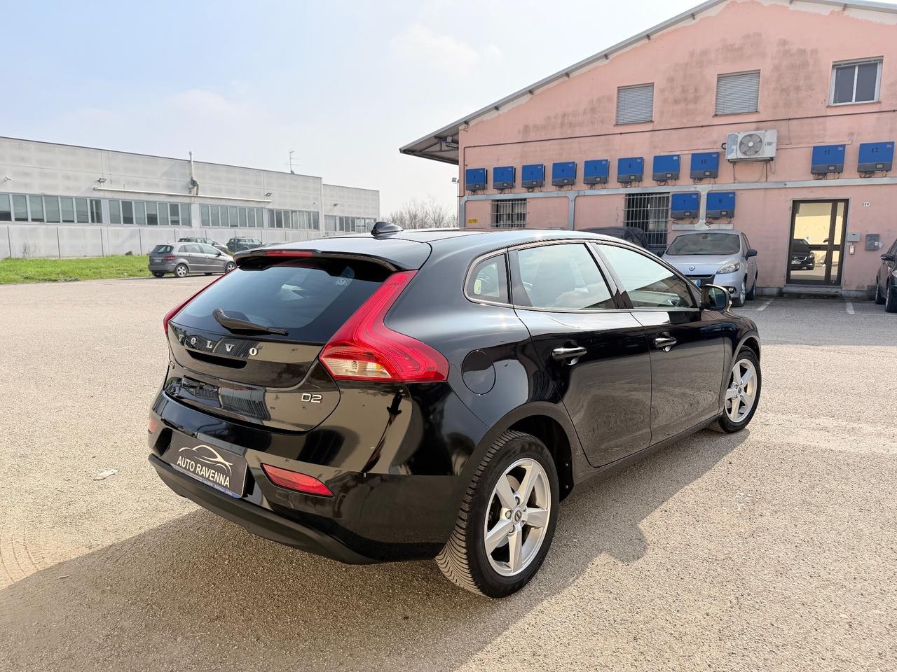 Volvo V40 D2 R-design euro6 2.0d 120cv