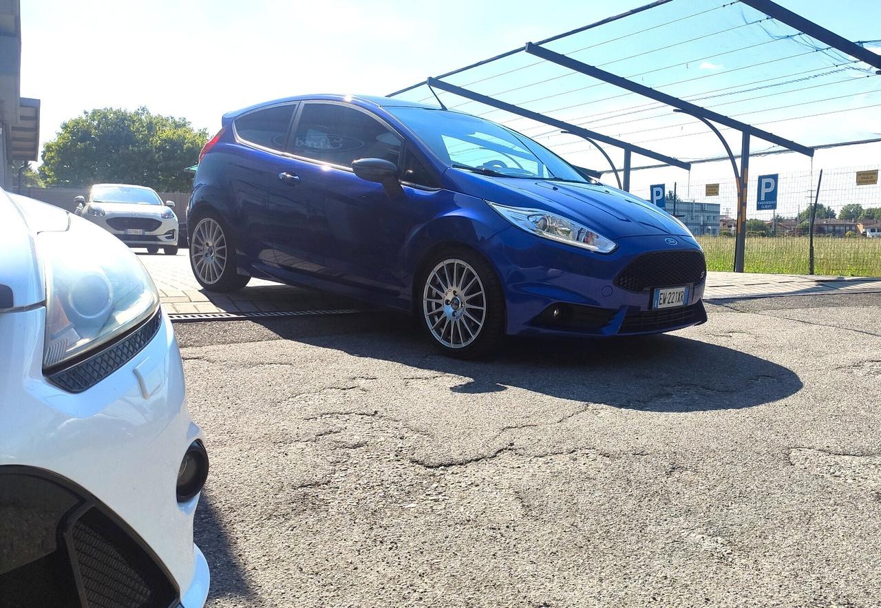 Ford Fiesta 1.6 182CV 3 porte ST