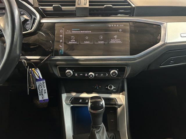 AUDI Q3 Q3 35 TDI S tronic Identity Black