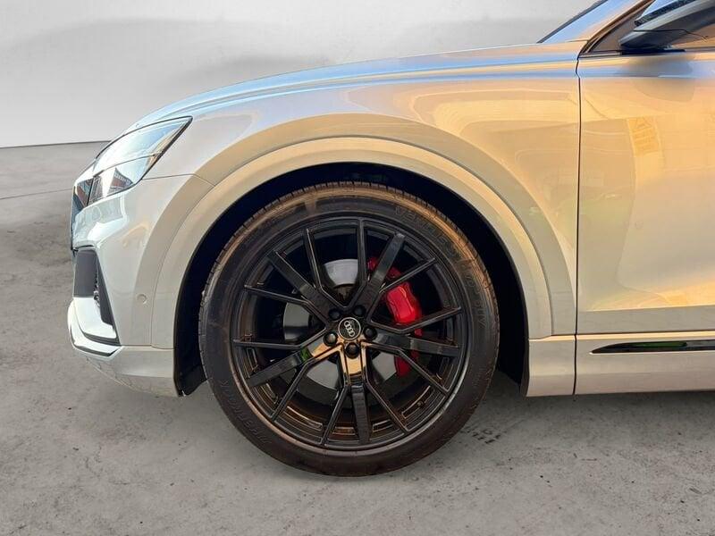 Audi Q8 55 TFSI 250kW quattro tiptronic Sport