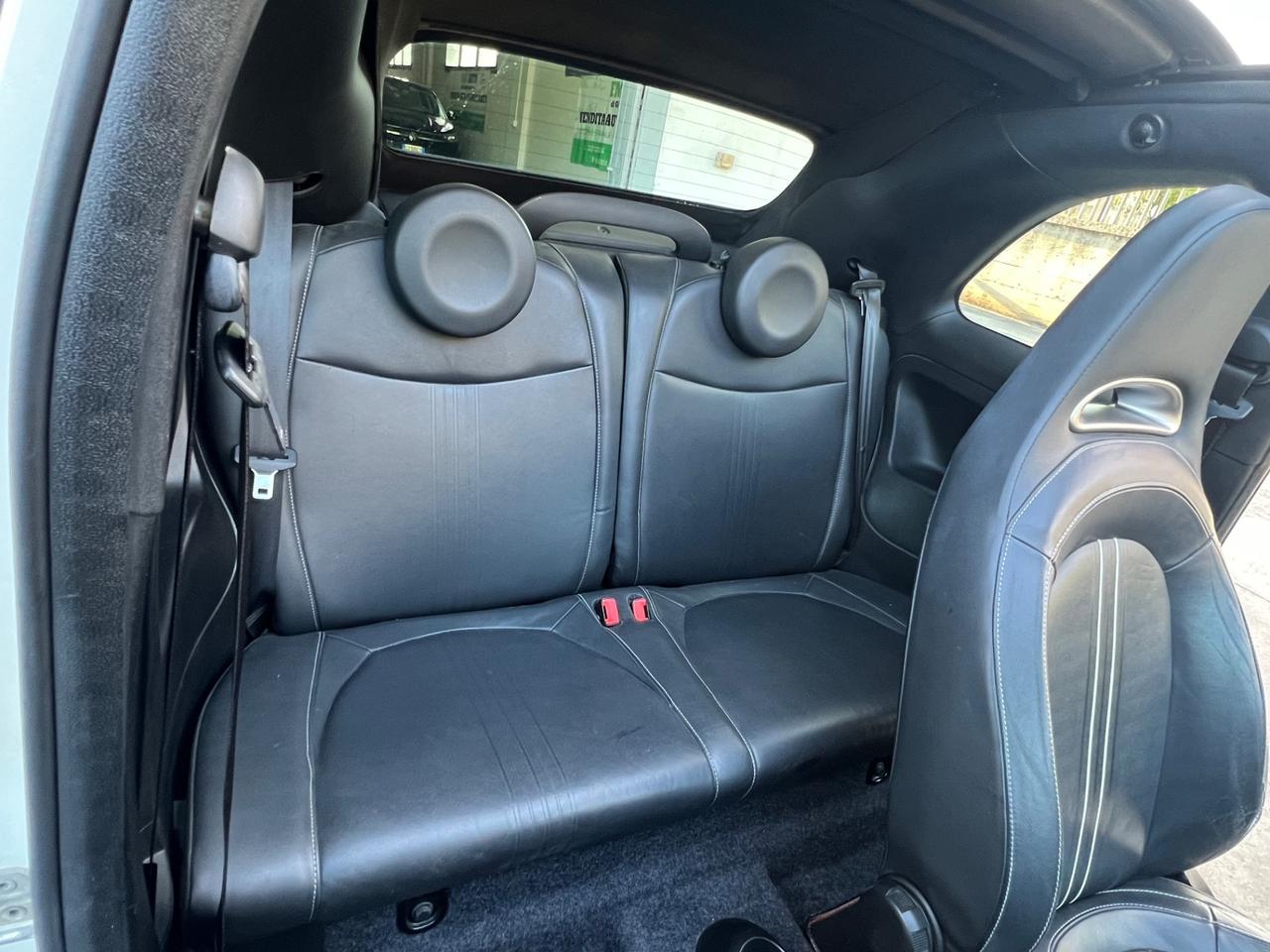 Abarth 500 C 1.4 Turbo T-Jet MTA Bicolore