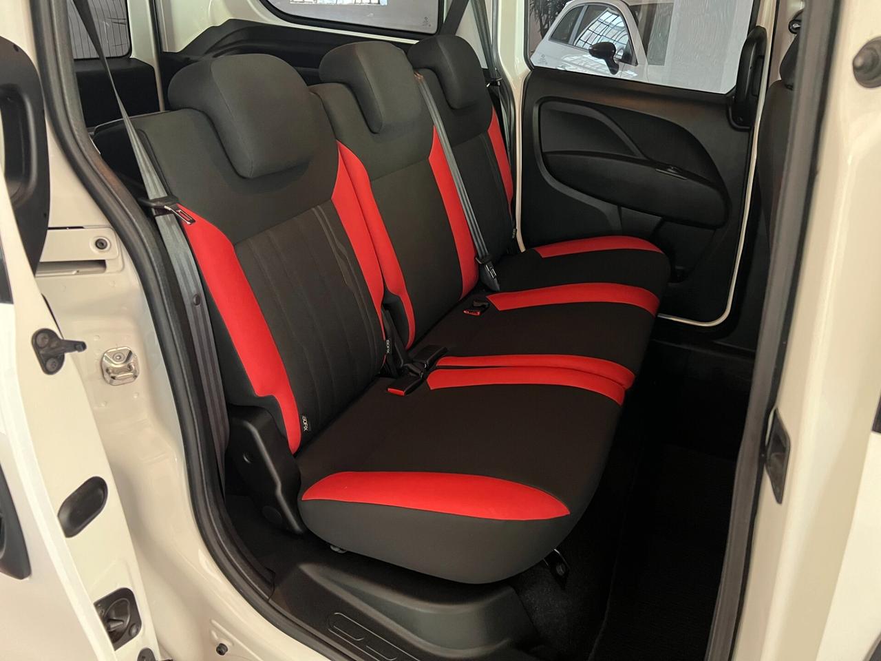 Fiat Doblo Maxi 1.6 MJT 101 CV PL Combi N1 Autocarro 5 posti **Km 18.600**
