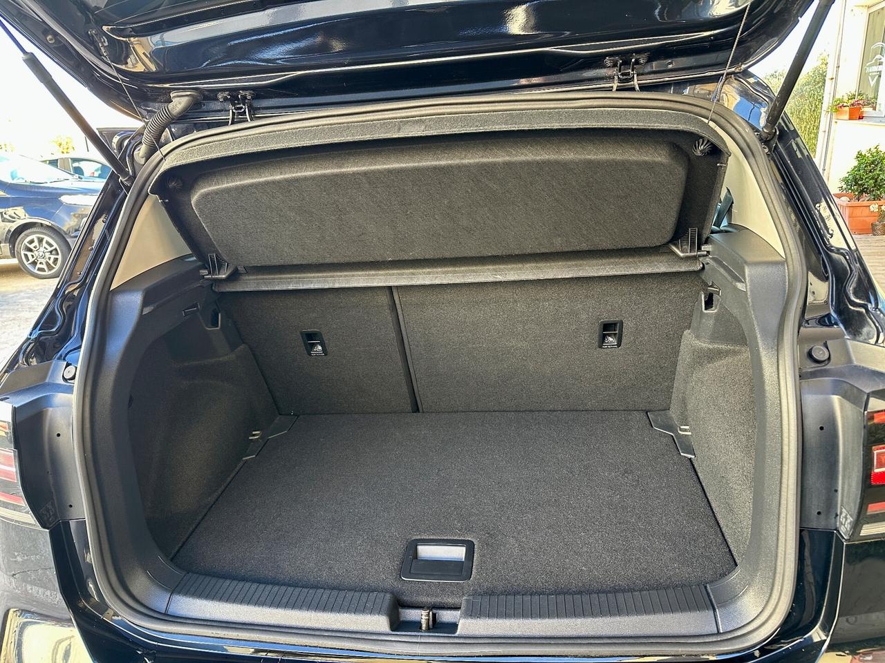 Volkswagen T-Cross 1.0 TSI 110 CV Advanced