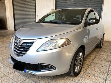 Lancia Ypsilon 1.3 MJT-COME NUOVA-2013