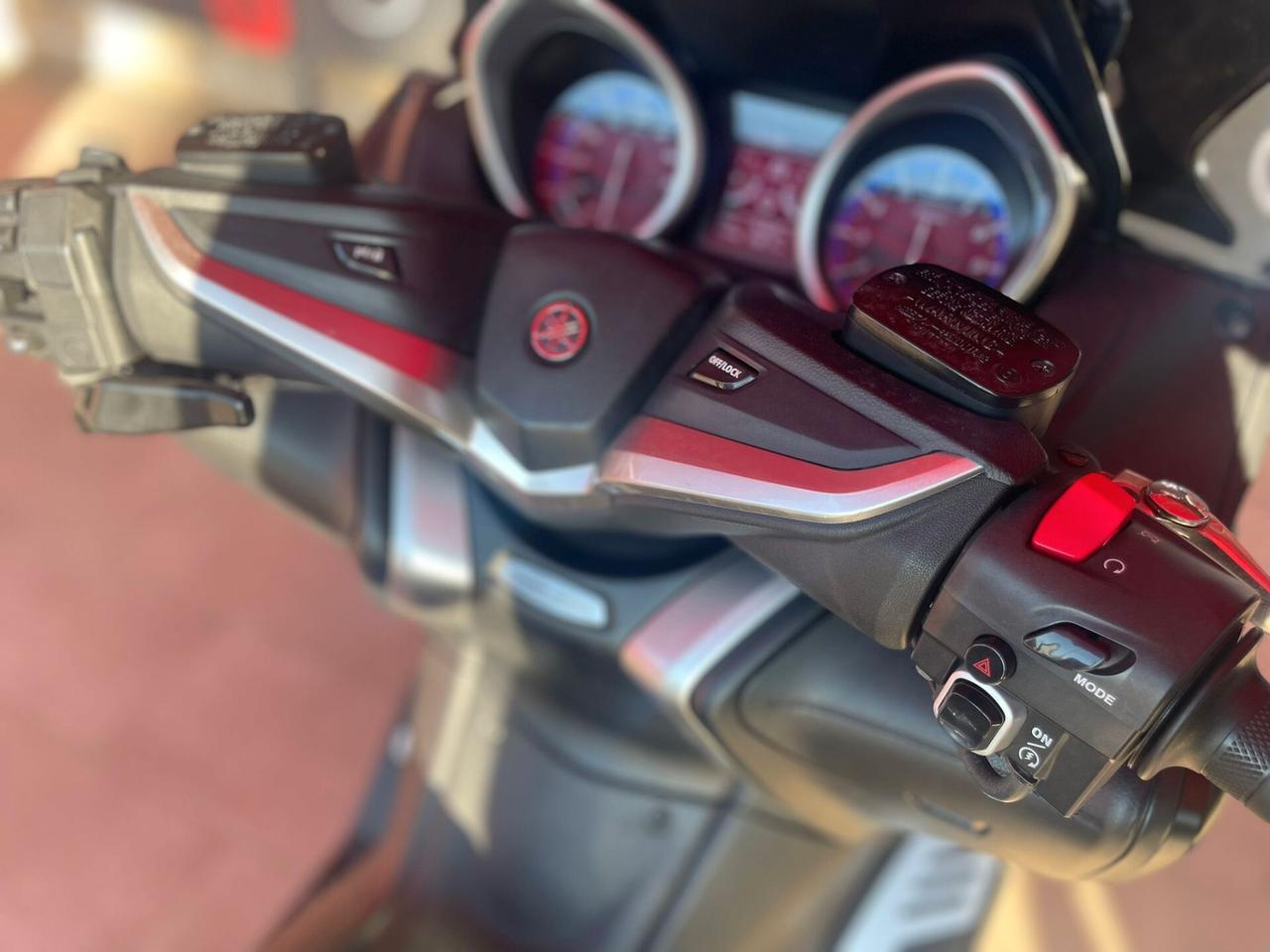 Yamaha T Max 530 Sx