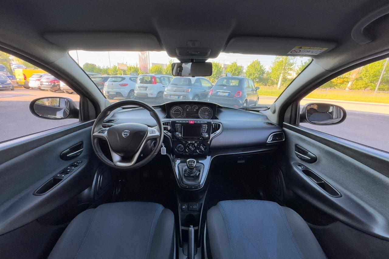 Lancia Ypsilon BENZINA Hybrid Ecochic