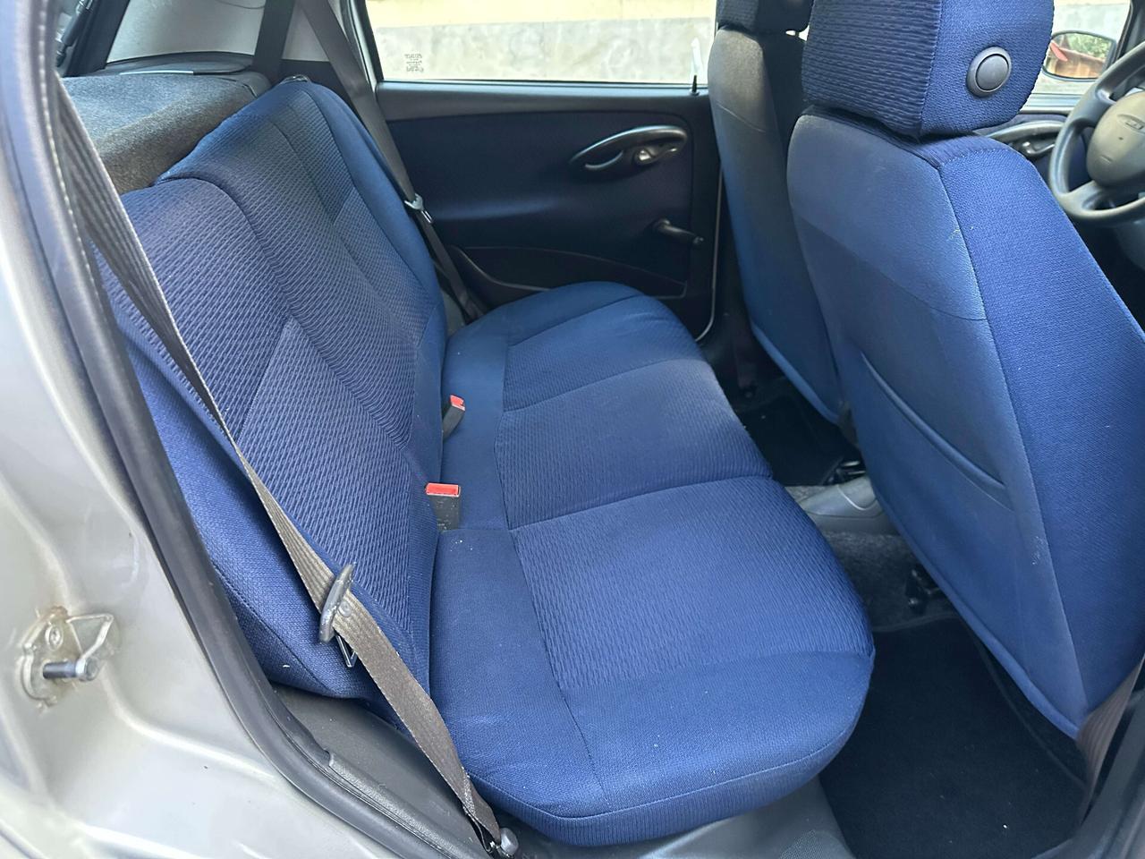 Fiat Punto 1.2i 16V cat 5 porte HLX