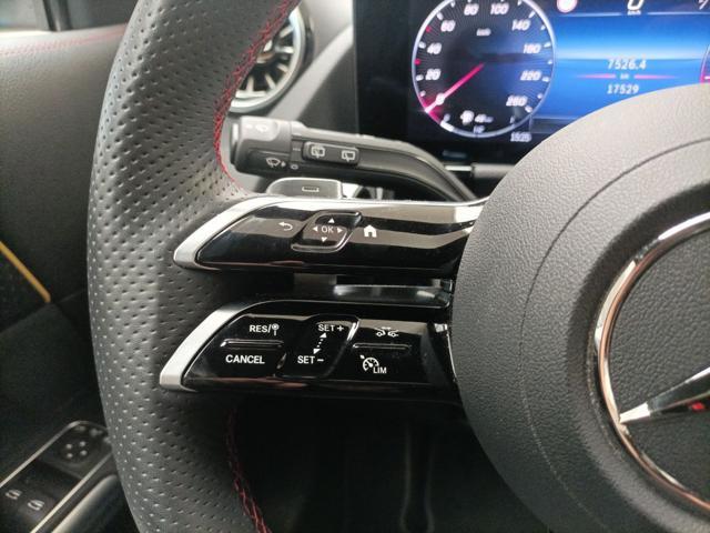 MERCEDES-BENZ GLA 180 Automatic AMG Line Premium