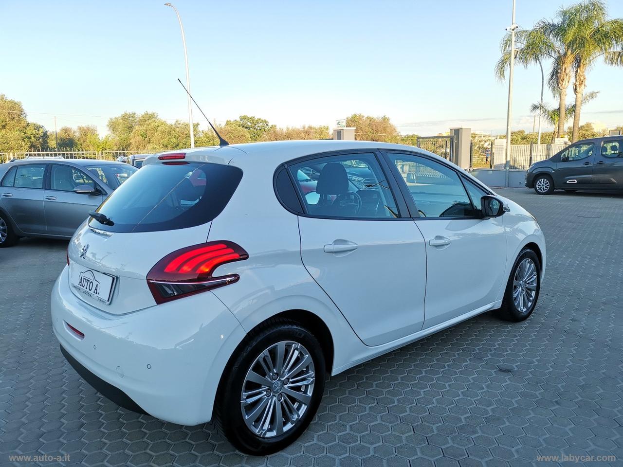 PEUGEOT 208 BlueHDi 75 5p. Allure