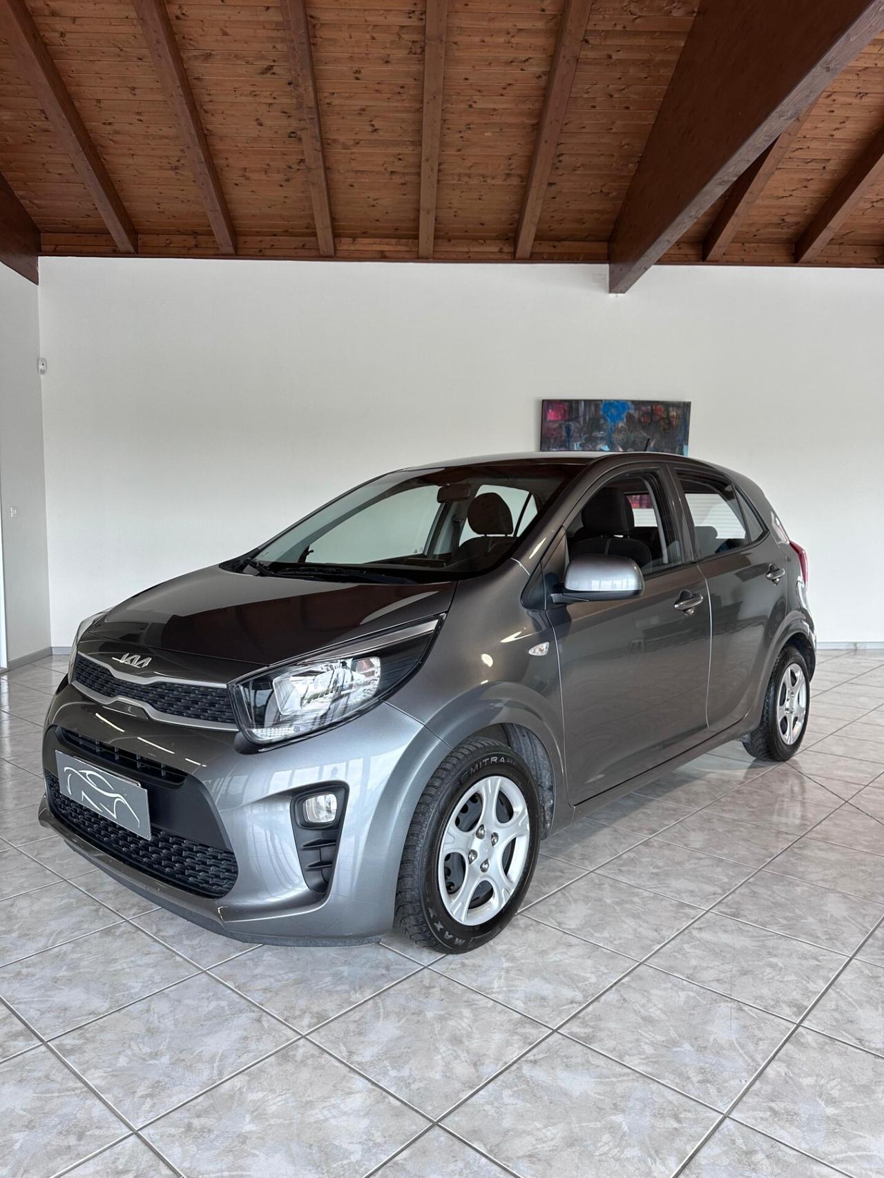 Kia Picanto 1.0 12V 5 porte Urban 69cv NEOPATENTATI