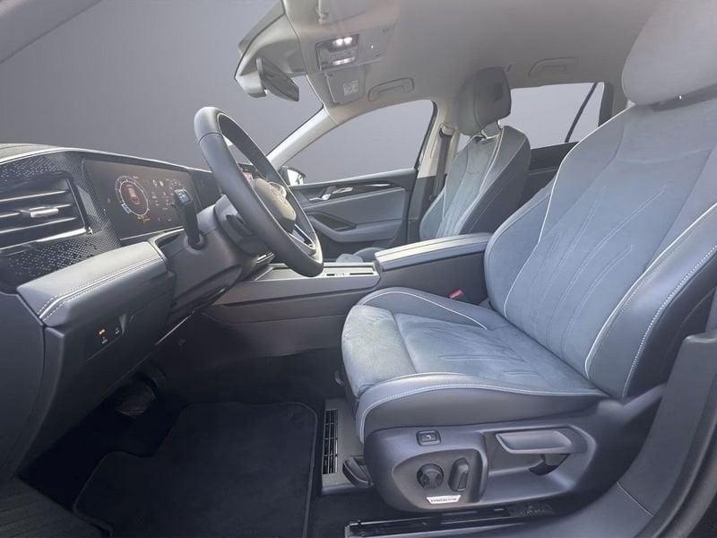 Volkswagen Passat 1.5 eTSI 150 CV ACT DSG Business CAMERA 360 LED MY25