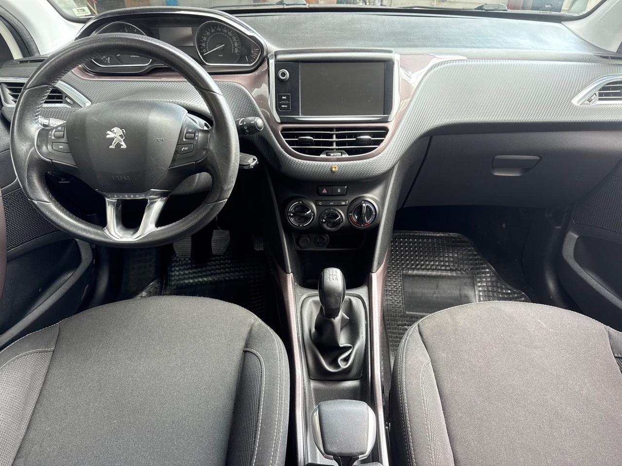 Peugeot 2008 2015 allure full optional