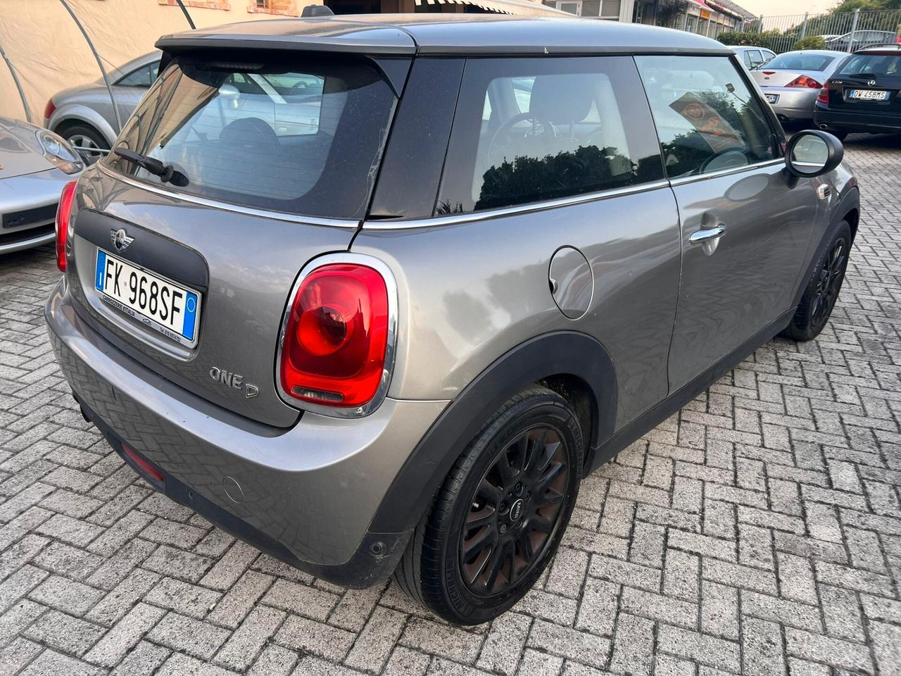 Mini Cooper One D Hype