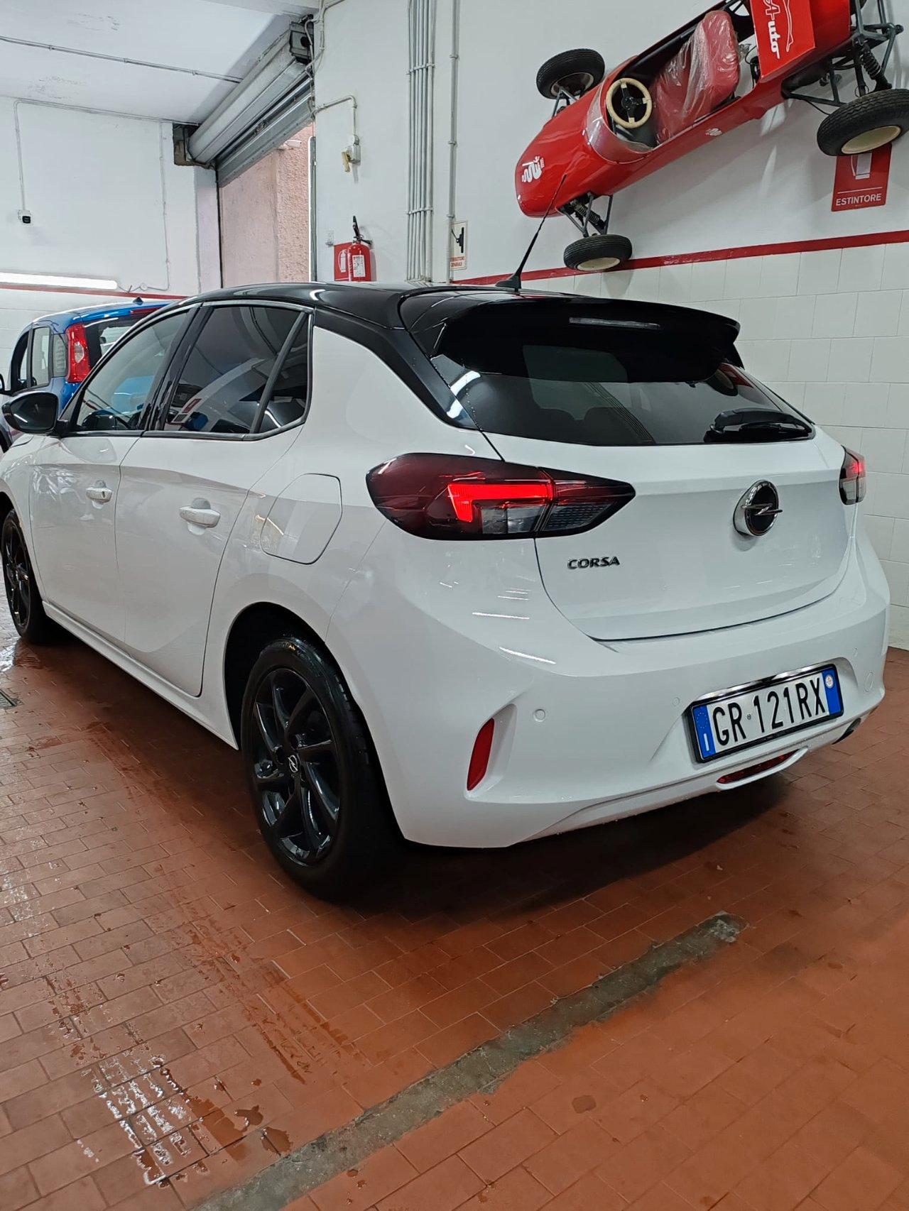 Opel Corsa 5 Porte 1.2 Design & Tech 75cv