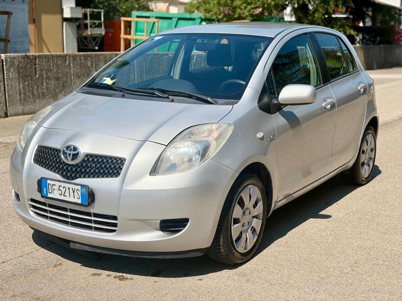 Toyota Yaris 1.4 D-4D 5 porte