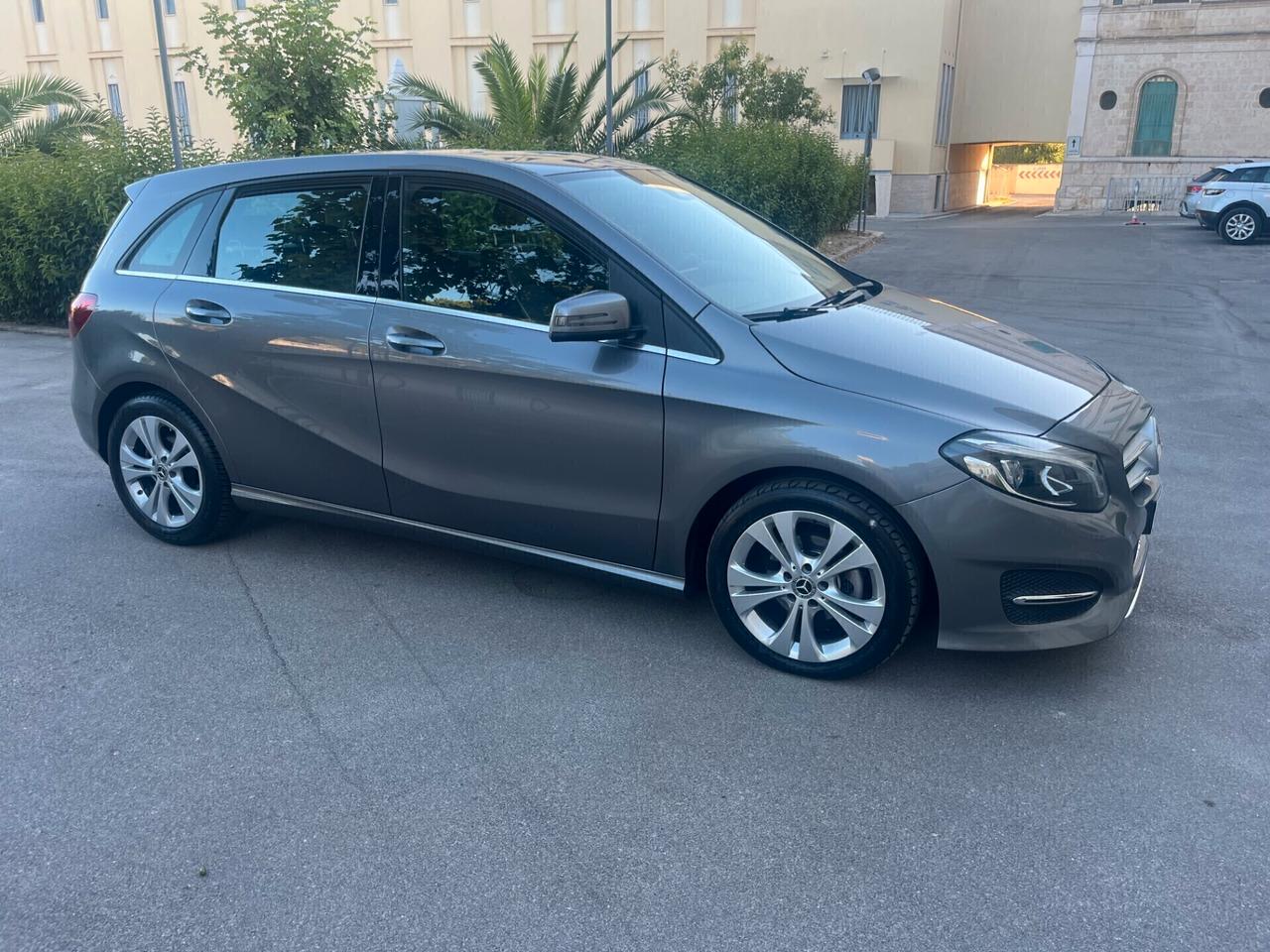 Mercedes-benz B 1.6 Cdi Automatic Executive 2019