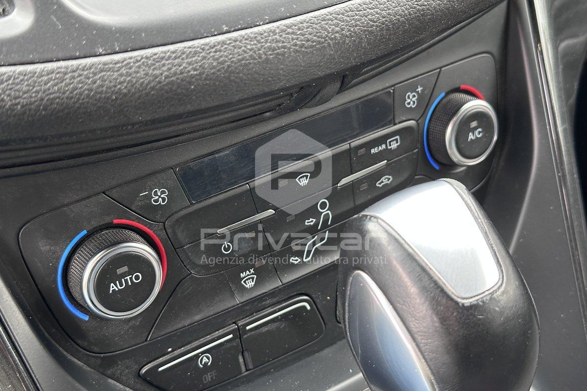 FORD Kuga 1.5 TDCI 120 CV S&S 2WD Powershift ST-Line