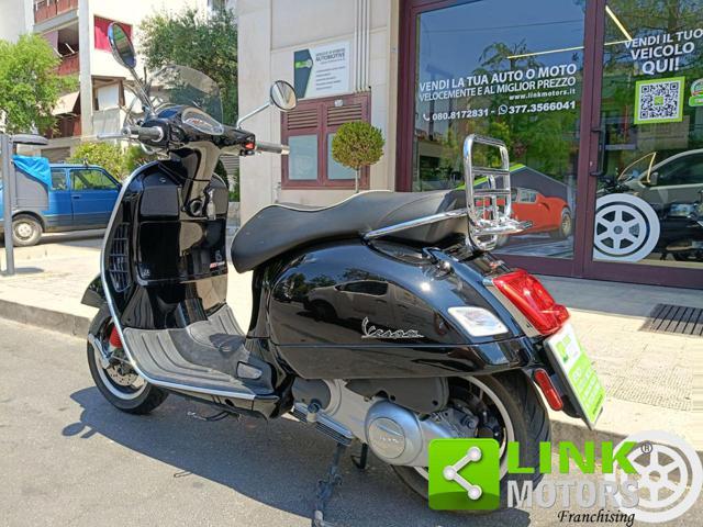 PIAGGIO Vespa GTS 300 Super ABS
