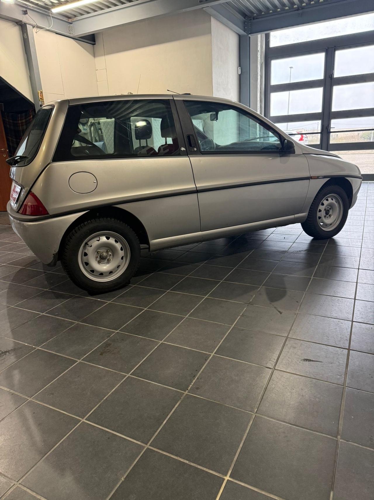 Lancia Y 1.2i cat Elefantino -NEOPATENTATI-CONTO VENDITA