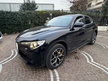 Alfa Romeo Stelvio 2.2 Turbodiesel 210 CV AT8 Q4 B-Tech