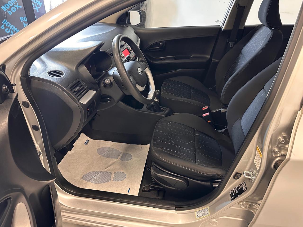 KIA PICANTO 1.0 BENZINA 5 PORTE