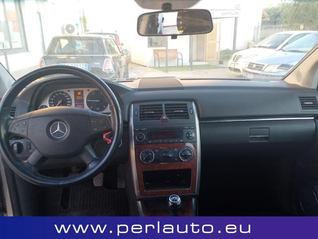MERCEDES-BENZ B 180 CDI Sport